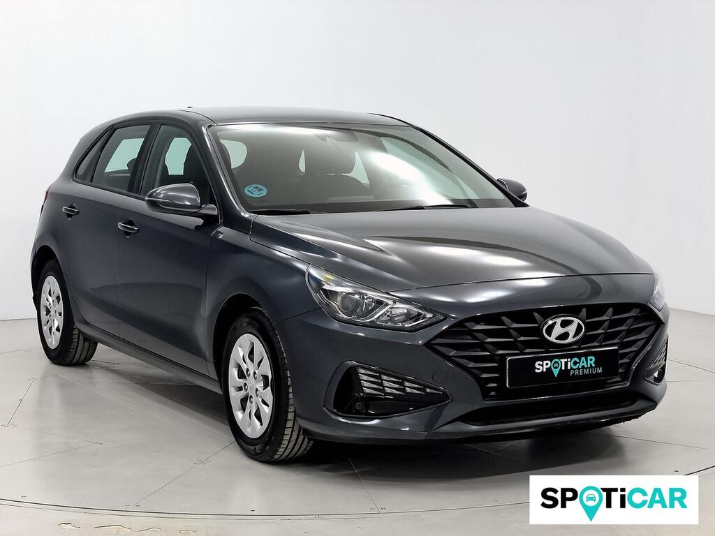 Hyundai i30 1.5 DPI Essence 1