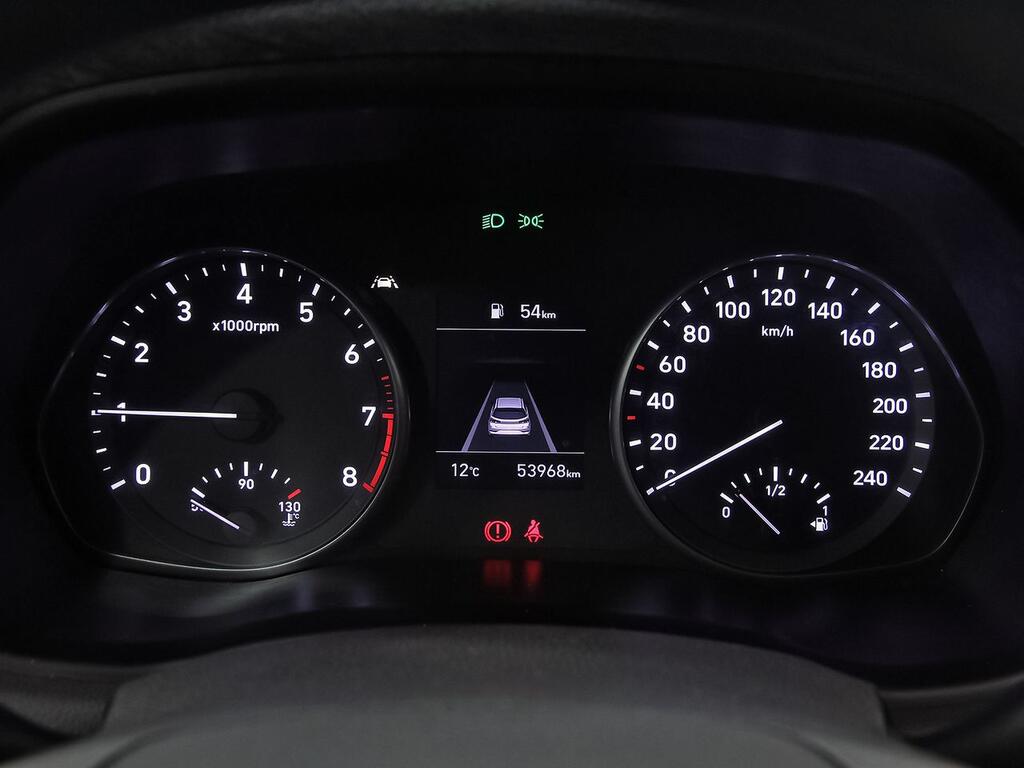 Hyundai i30 1.5 DPI Essence 15