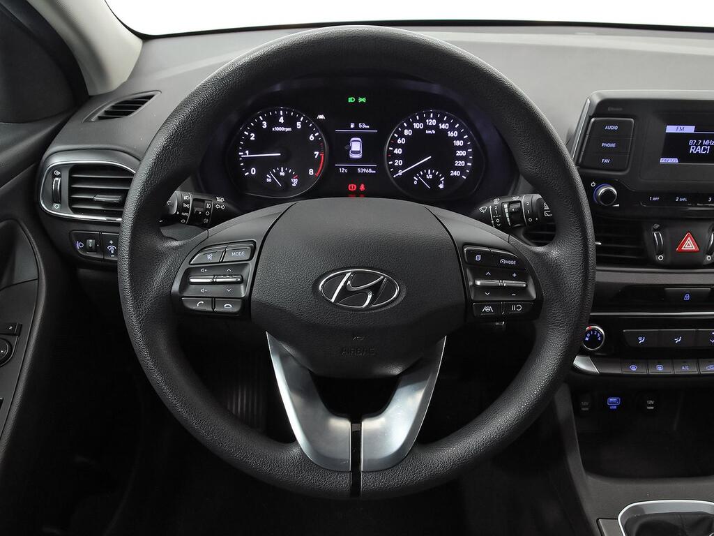 Hyundai i30 1.5 DPI Essence 20