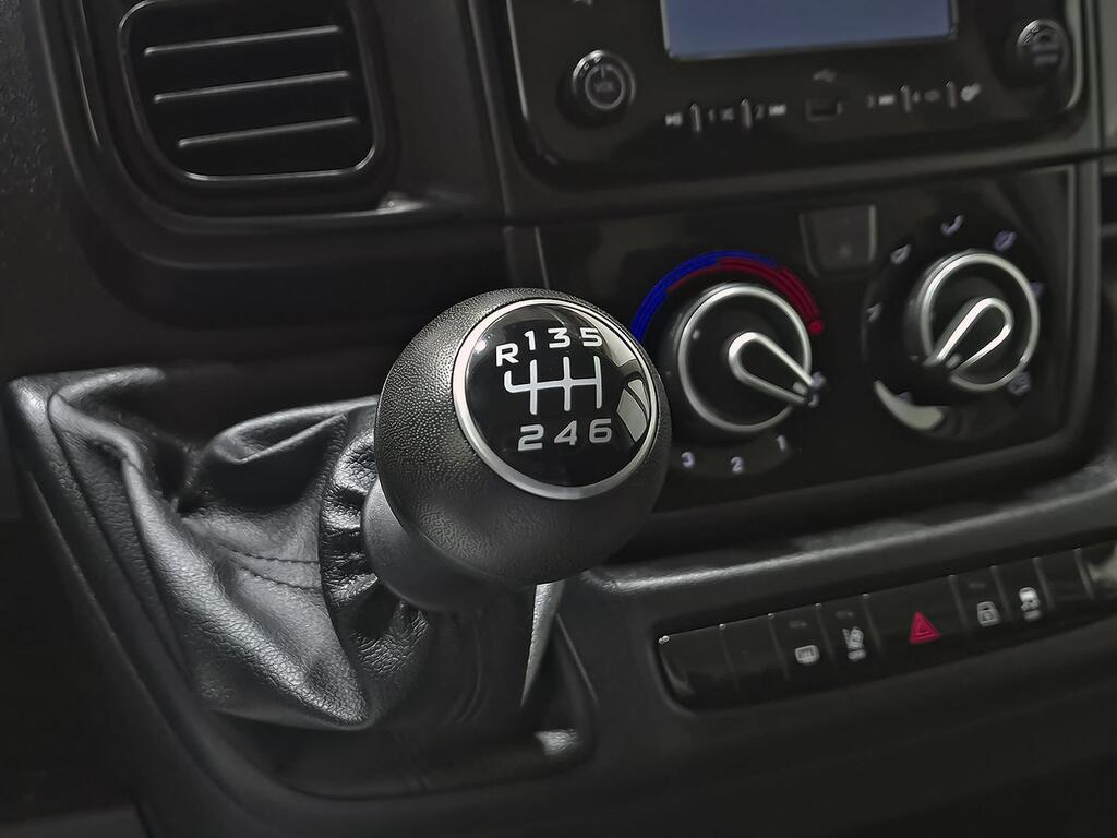 Citroën Jumper FURGON 2.2 BHDI 140 L3H2 3.5T 4P 23