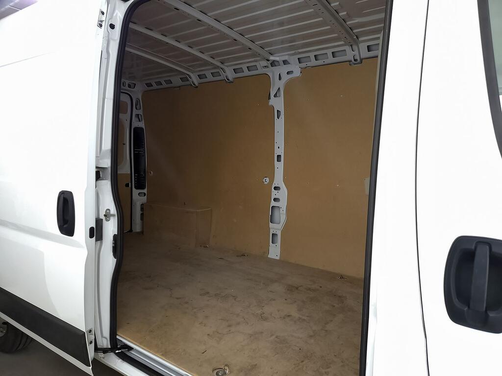 Citroën Jumper FURGON 2.2 BHDI 140 L3H2 3.5T 4P 8