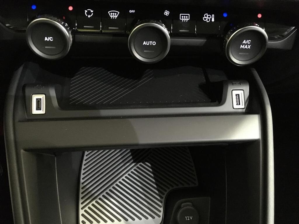 Citroën C4 PureTech 130 S&S 6v Feel Pack 11