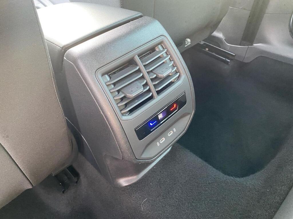 Seat Leon 1.5 TSI 85kW S&S Style 25 Aniversario 12