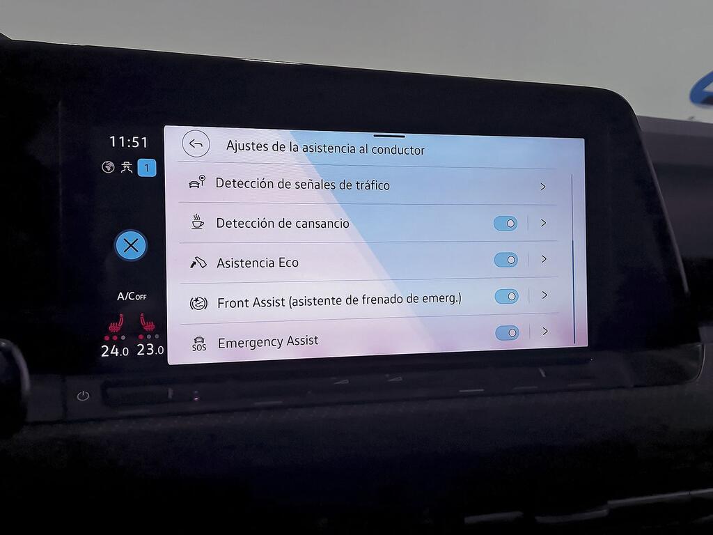 Volkswagen Golf R-Line 1.5 eTSI 110kW (150CV) DSG 25