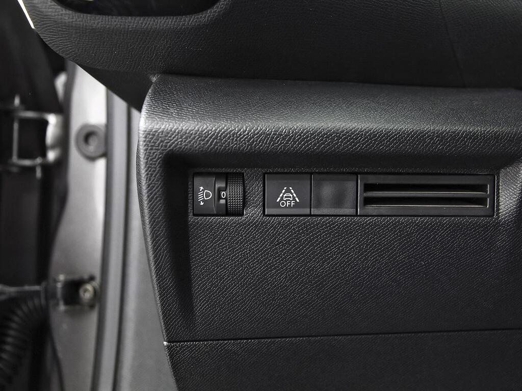 Citroën C4 BlueHDi 110 S&S 6v Feel 16