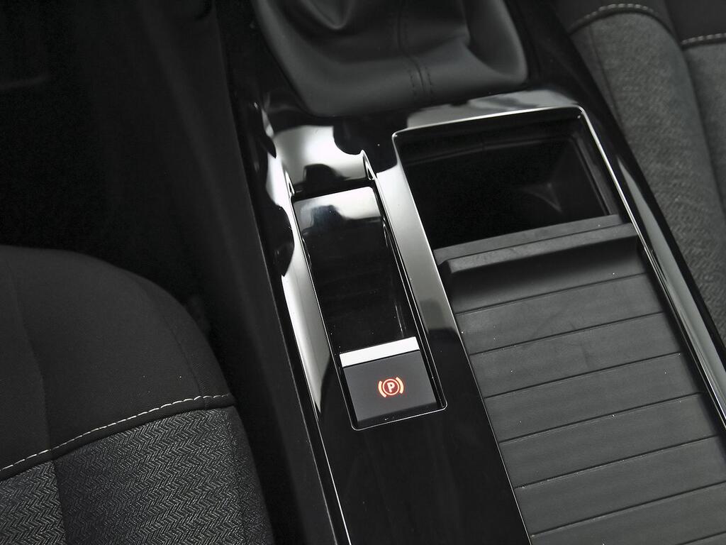 Citroën C4 BlueHDi 110 S&S 6v Feel 30