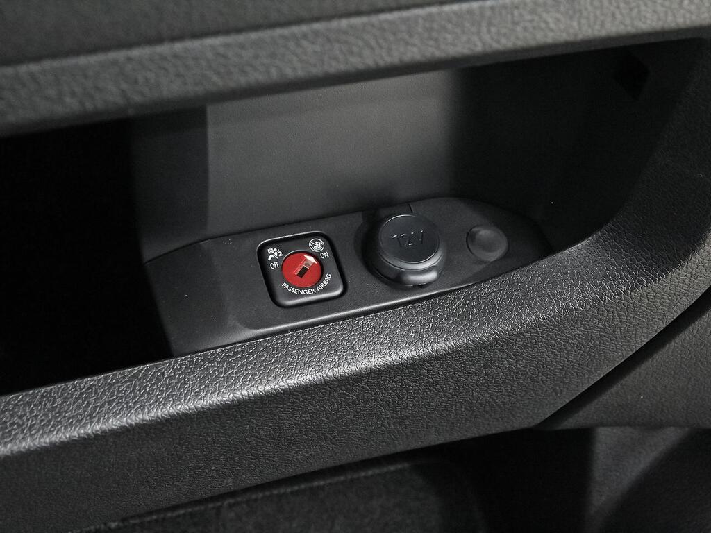 Citroën Jumpy 2.0 BLUEHDI 180 AUTO XL 4P 9 PLAZAS (KMO) 31