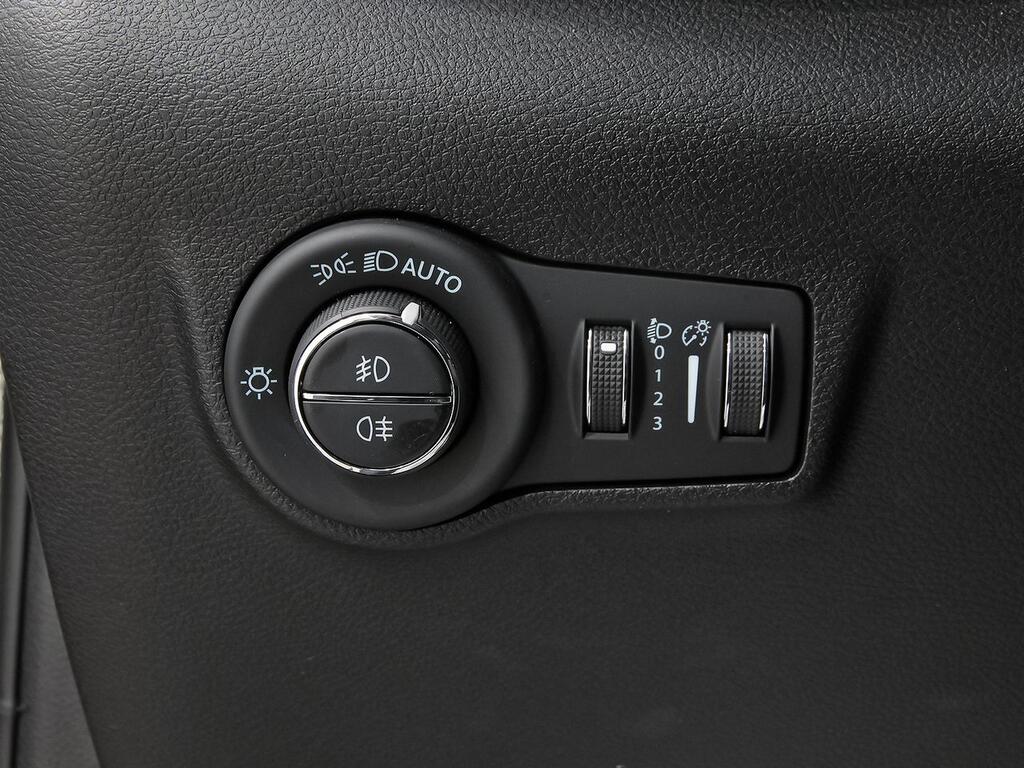 Jeep Compass 1.3 Gse T4 96kW (130CV) Limited MT FWD 14