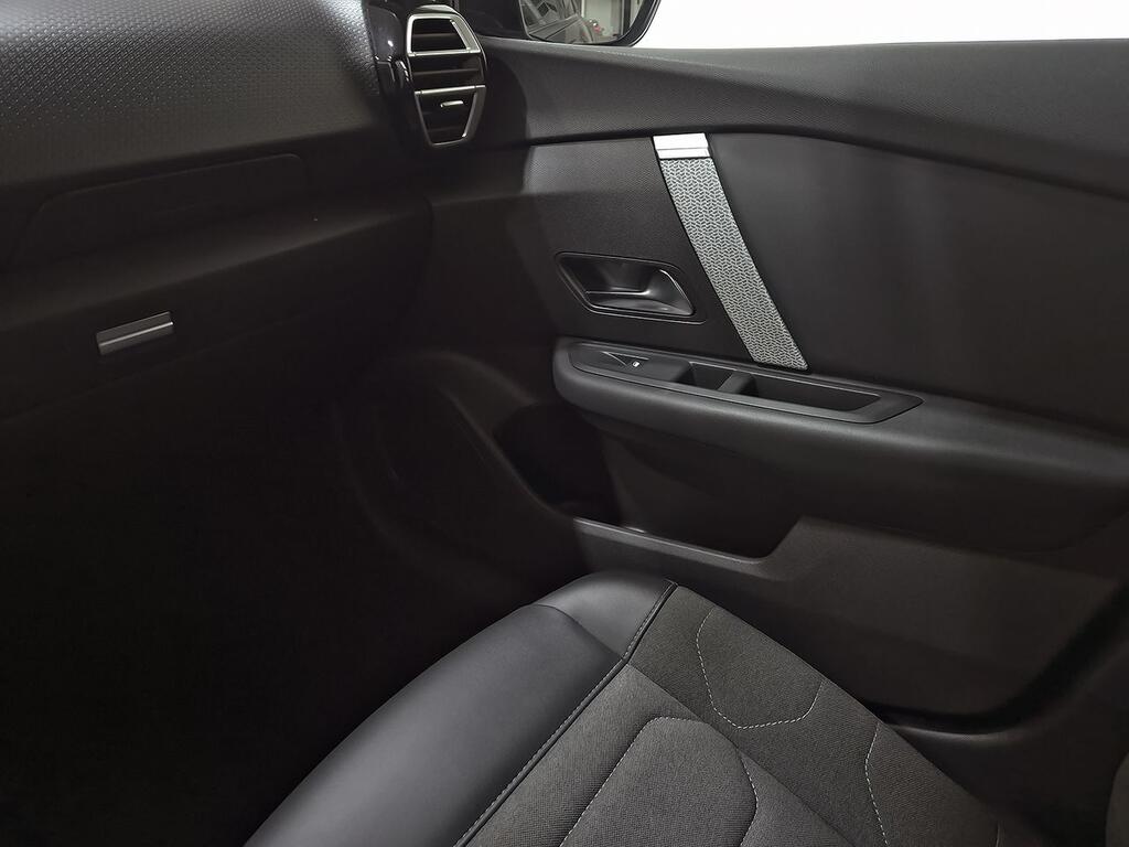 Citroën C4 PureTech 130 S&S EAT8 Feel Pack 28