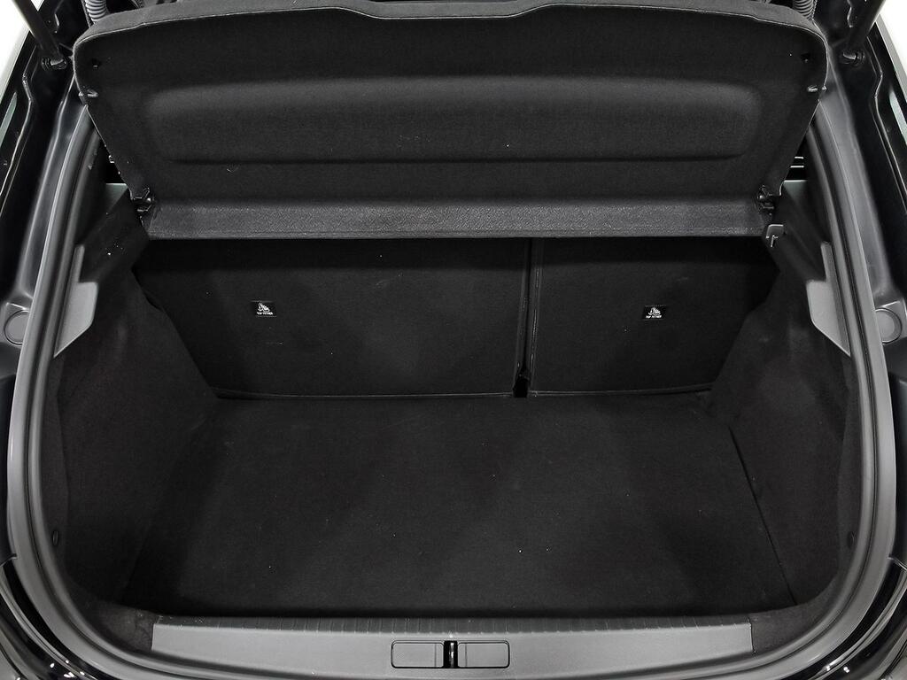 Peugeot 208 Active Puretech 100 10