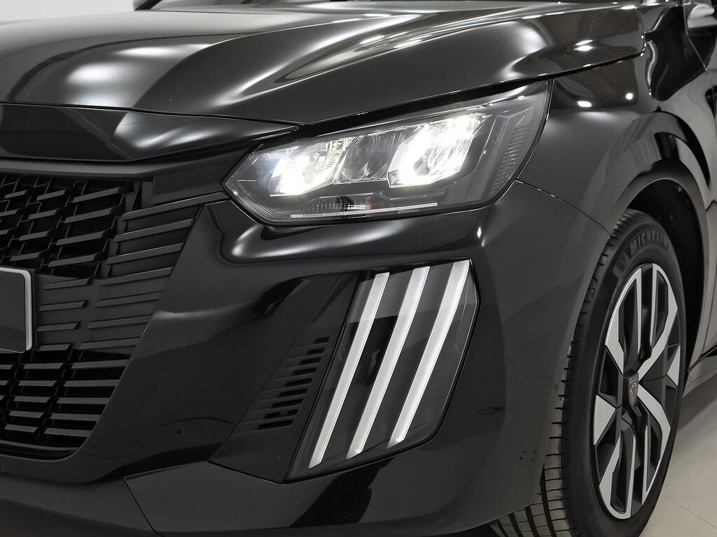 Peugeot 208 Active Puretech 100 35