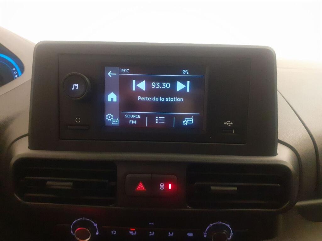 Peugeot Partner E-PARTNER FG STANDARD 800 KG BEV (100KW) 136CV 9