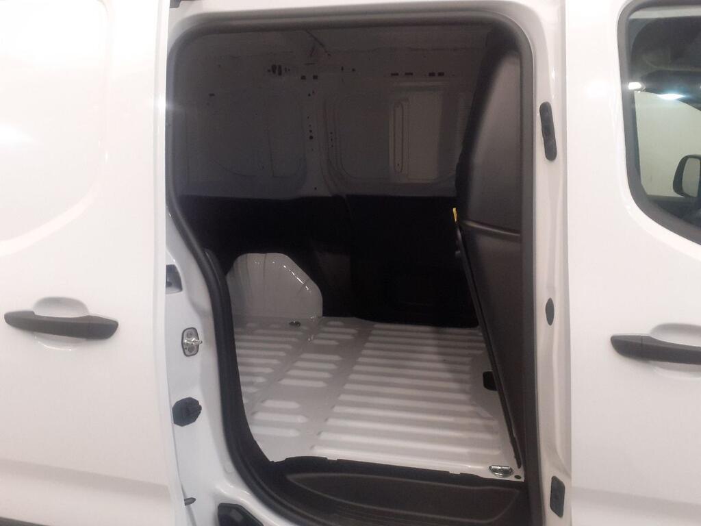 Peugeot Partner E-PARTNER FG STANDARD 800 KG BEV (100KW) 136CV 16