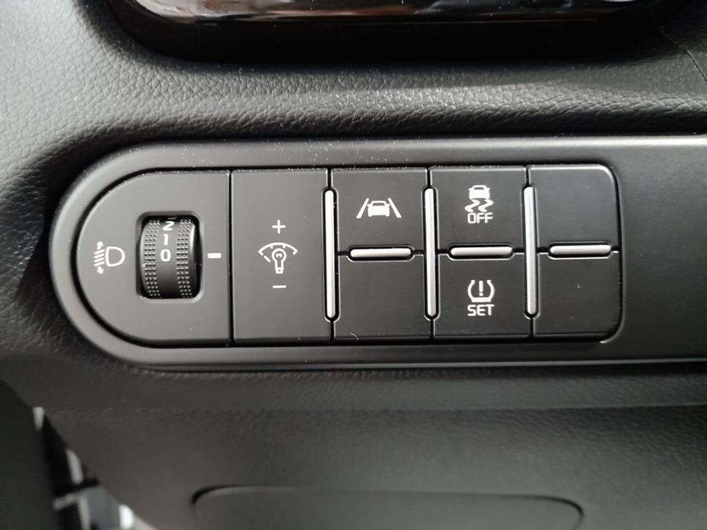 Kia Ceed 1.0 T-GDi 88kW (120CV) Tech 17