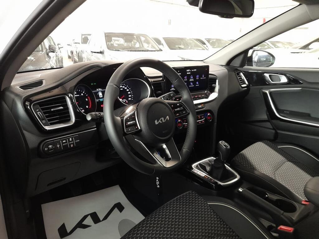 Kia Ceed 1.0 T-GDi 88kW (120CV) Tech 25