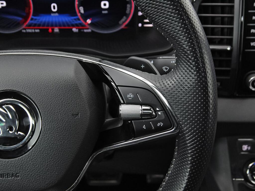 Skoda Karoq 1.5 TSI 110kW (150CV) DSG ACT Sportline 20