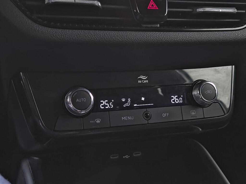 Skoda Fabia 1.0 TSI 81KW (110CV) Emotion 24