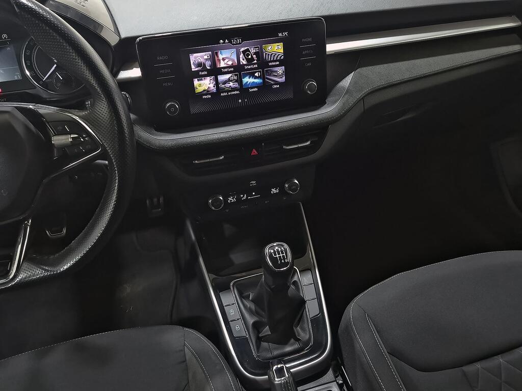 Skoda Fabia 1.0 TSI 81KW (110CV) Emotion 27