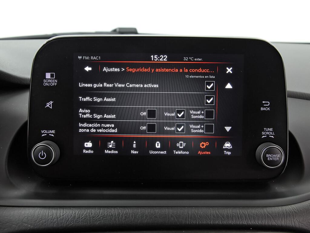 Fiat Tipo City Cross 1.5 Hybrid 97kW (130CV) DCT 29