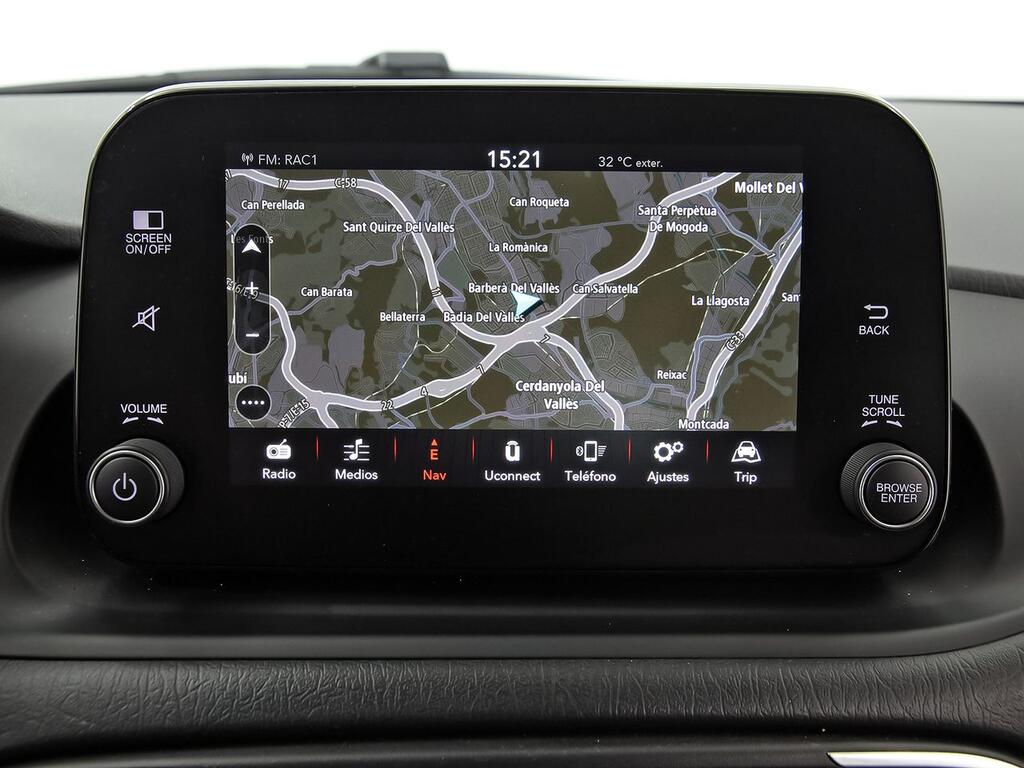 Fiat Tipo City Cross 1.5 Hybrid 97kW (130CV) DCT 26