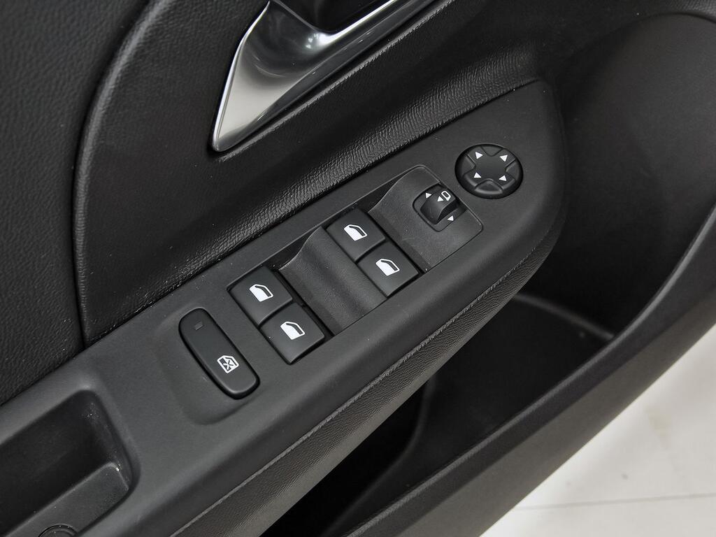 Opel Corsa 1.2T XHL 74kW (100CV) GS 13