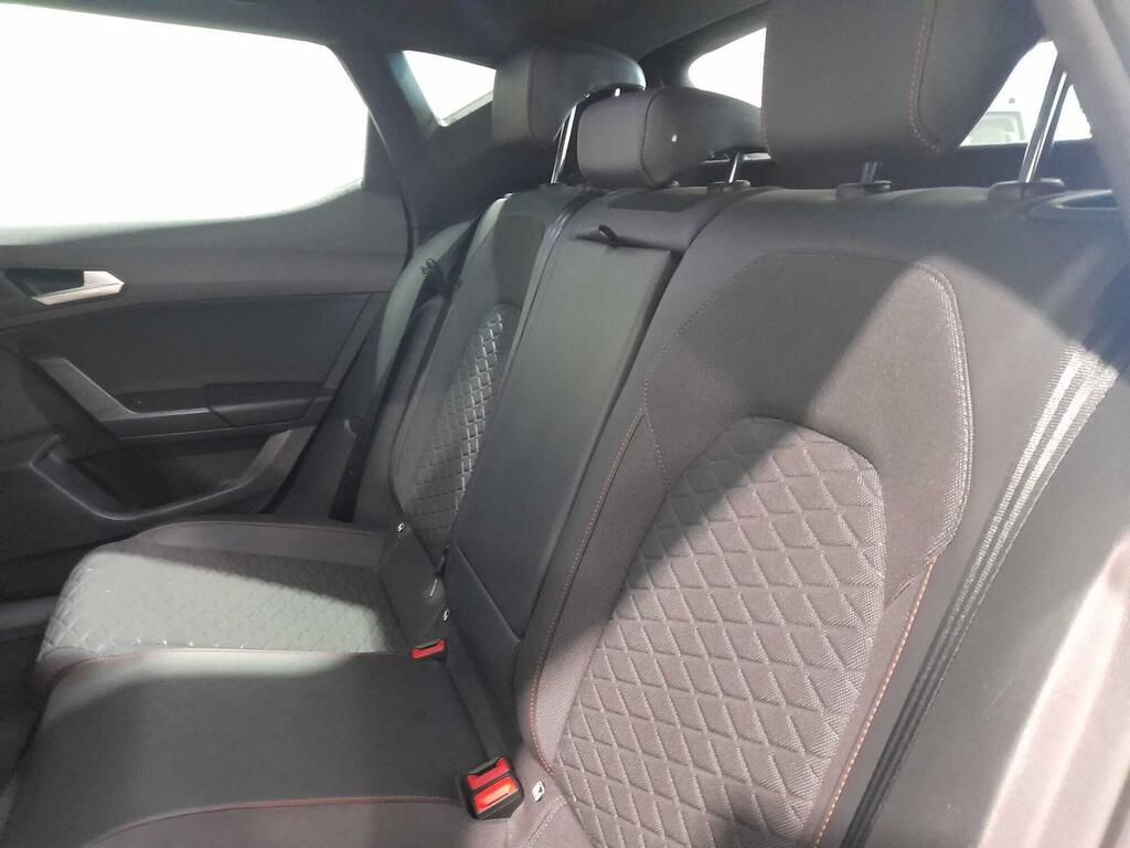 Seat Leon 1.0 eTSI 81kW DSG-7 S&S FR 25 Aniv 46