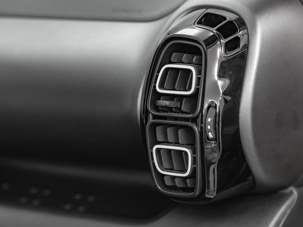 Citroën C3 Aircross PureTech 81kW (110CV) S&S 6v Live Pack 28