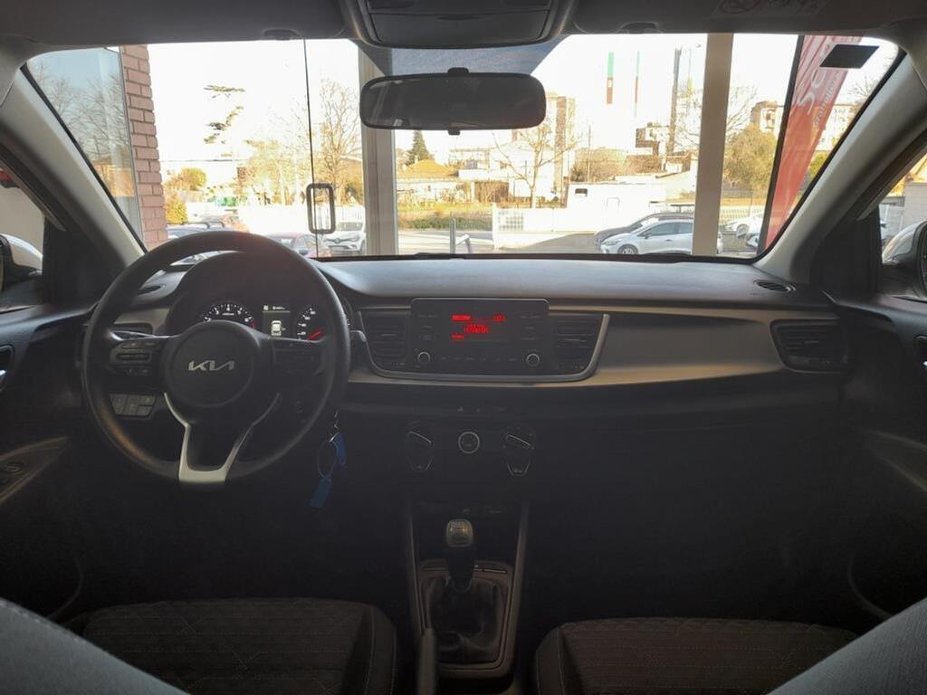 Kia Rio 1.2 DPi 62kW (84CV) Concept 12