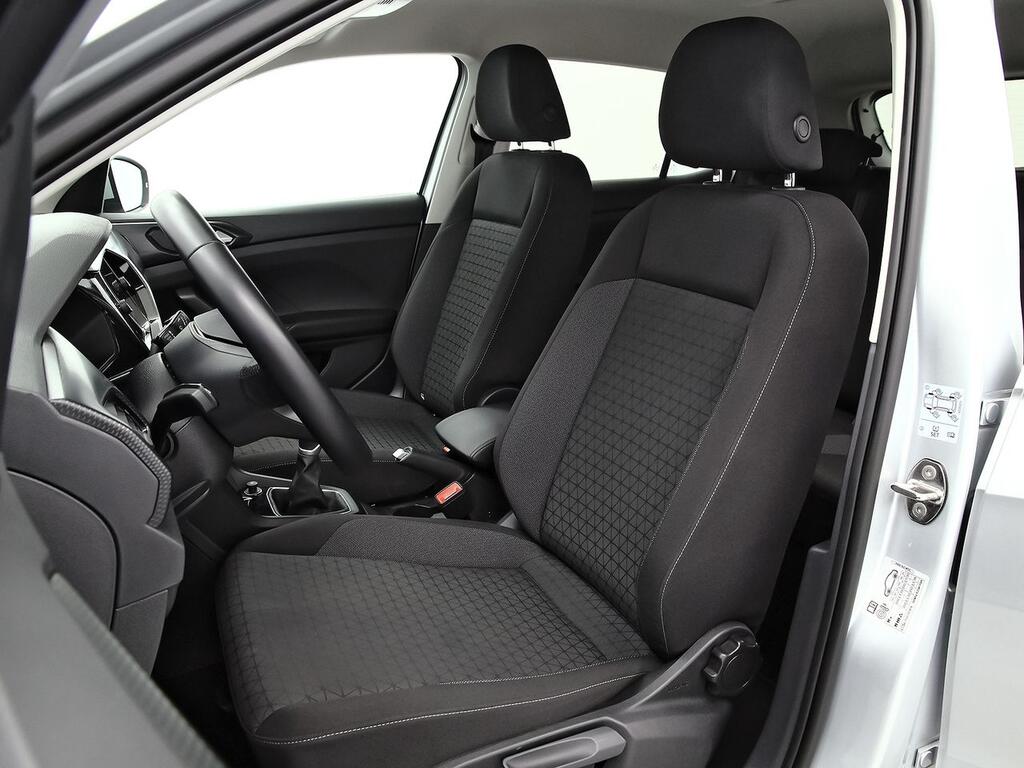 Volkswagen T-Cross Advance 1.0 TSI 81kW (110CV) 8