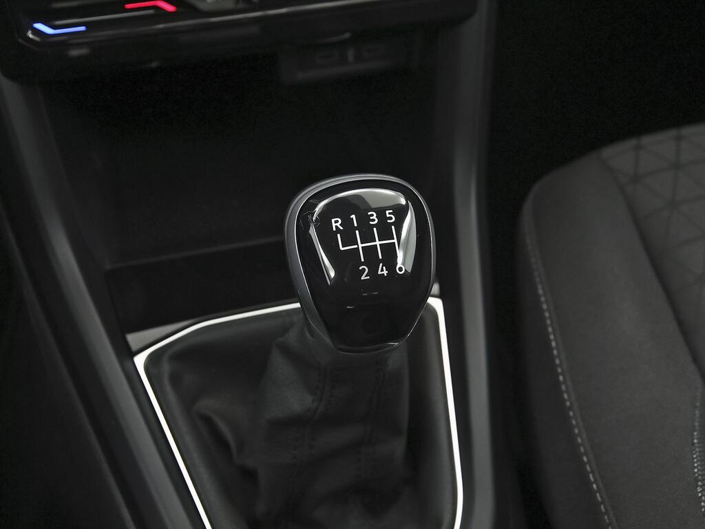 Volkswagen T-Cross Advance 1.0 TSI 81kW (110CV) 24