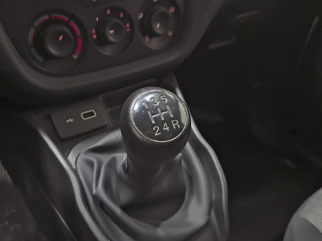 Fiat Doblò 1.3 MULTIJET 95 SX 4P 22