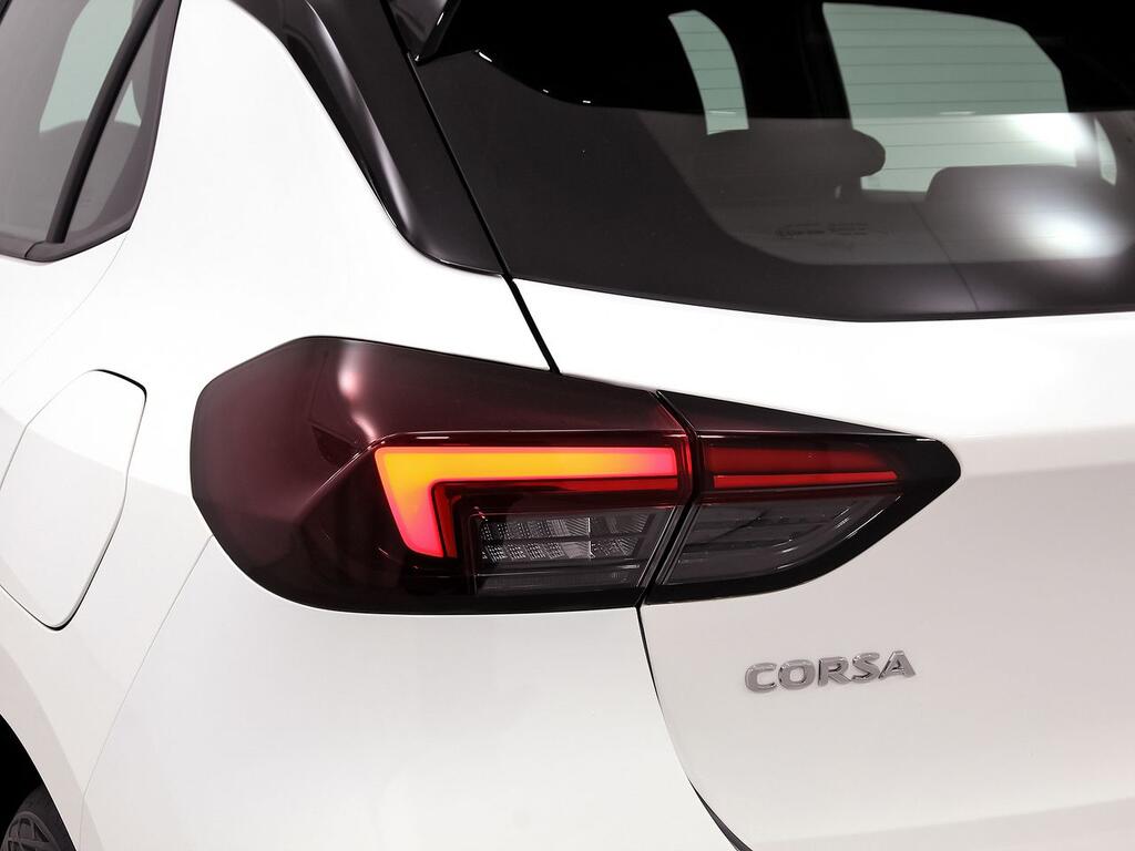 Opel Corsa 1.2T XHL 74kW (100CV) GS-Line 24