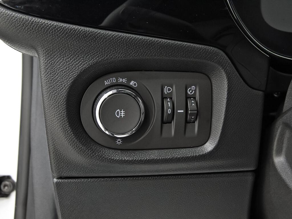 Opel Corsa 1.2T XHL 74kW (100CV) GS-Line 13