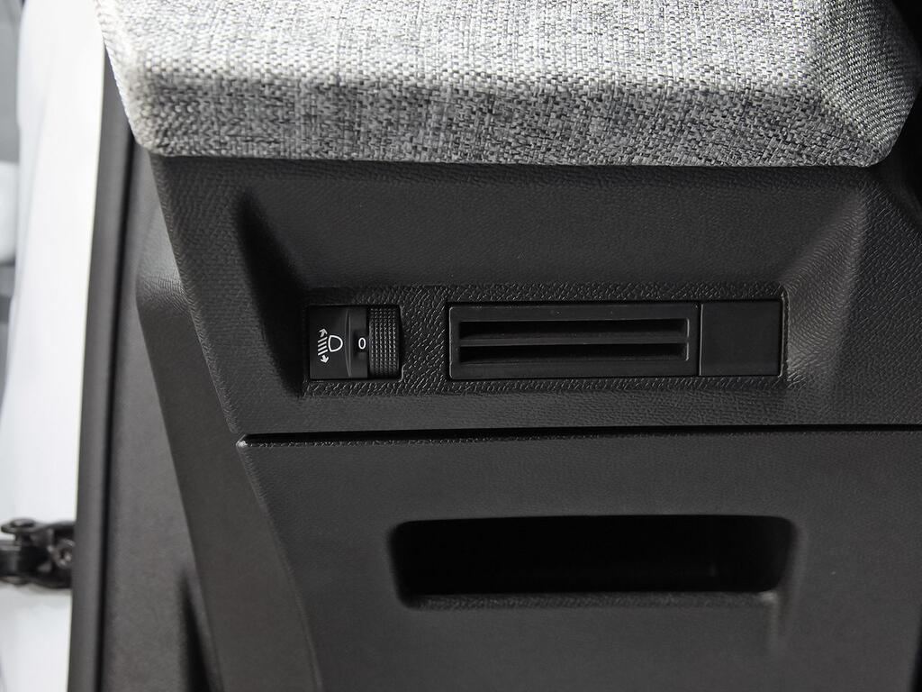 Peugeot 5008 1.2 100KW Allure eDCS6 15