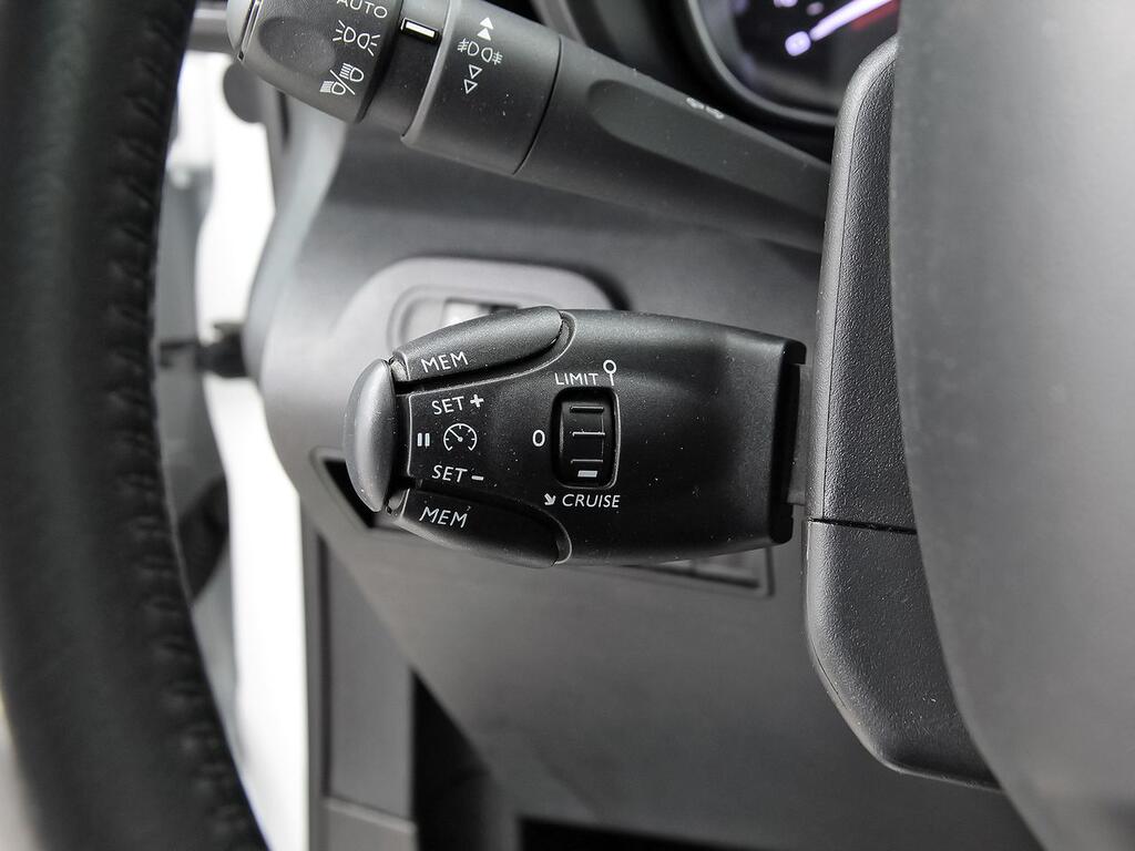 Citroën Berlingo Talla M BlueHDi 100 S&S FEEL PACK 17