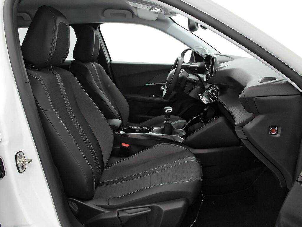 Peugeot 2008 Allure BlueHDI 81kW (110CV) 9