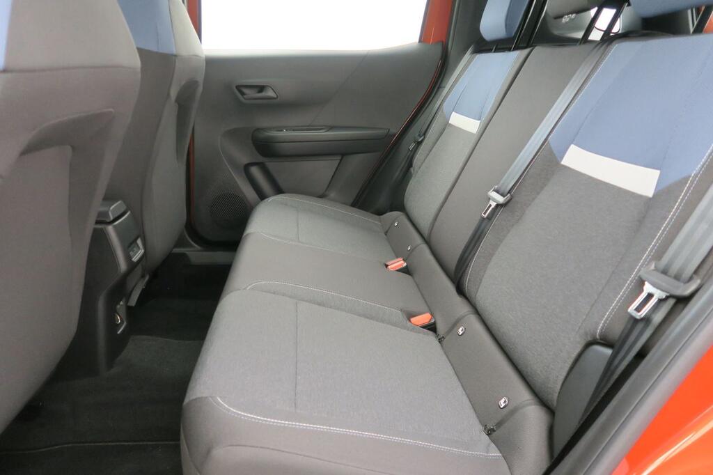 Opel Frontera 1.2T XHT Hybrid eDCT6 107kW Edition 17