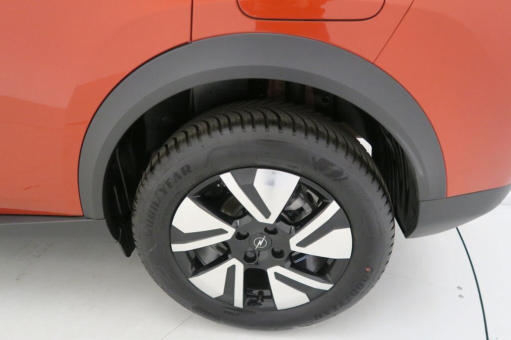 Opel Frontera 1.2T XHT Hybrid eDCT6 107kW Edition 22