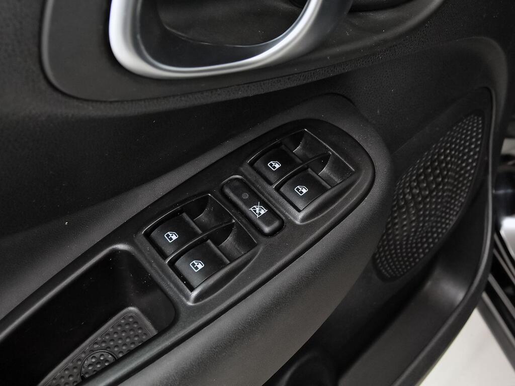 Fiat 500L Cross 1.4 16v 70 kW (95 CV) S&S 13