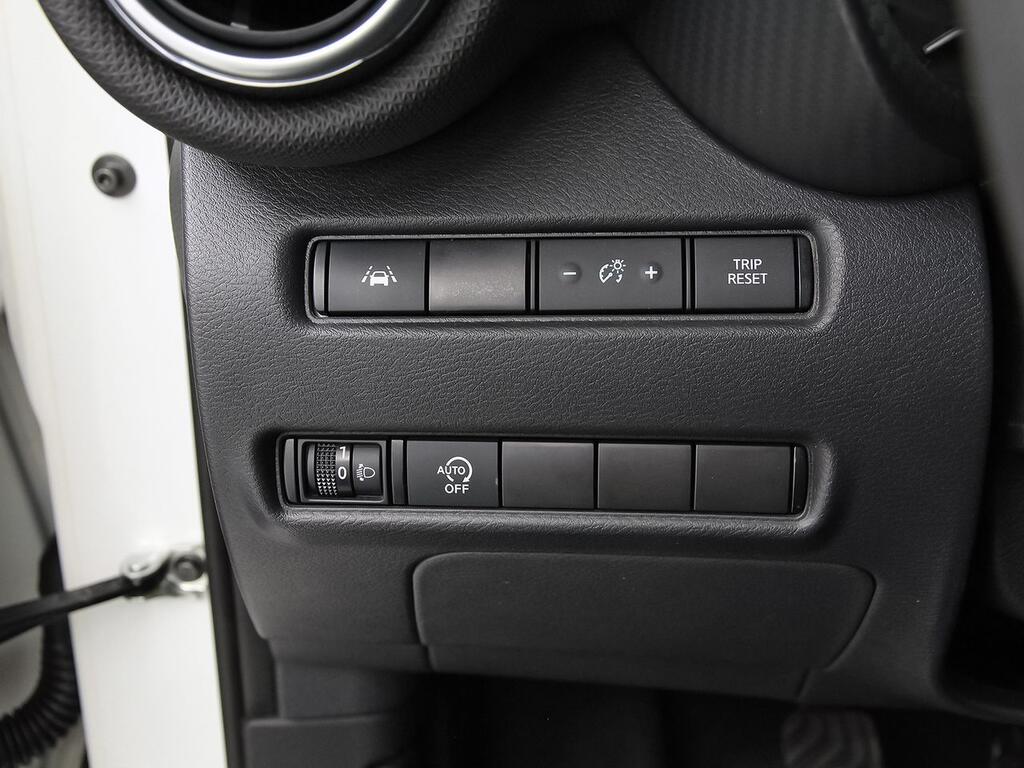 Nissan Juke DIG-T 84 kW (114 CV) 6M/T Acenta 13