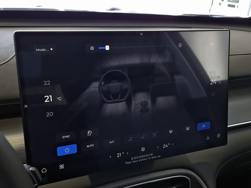 Ebro S800 1.5 TGDI PHEV Premium E-CVT 24