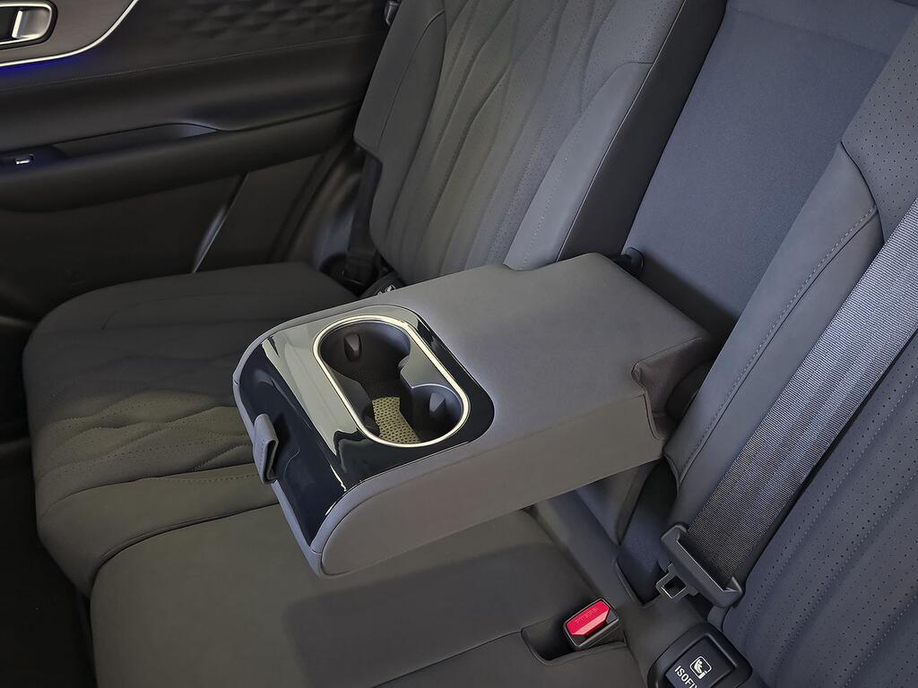 Ebro S800 1.5 TGDI PHEV Premium E-CVT 33