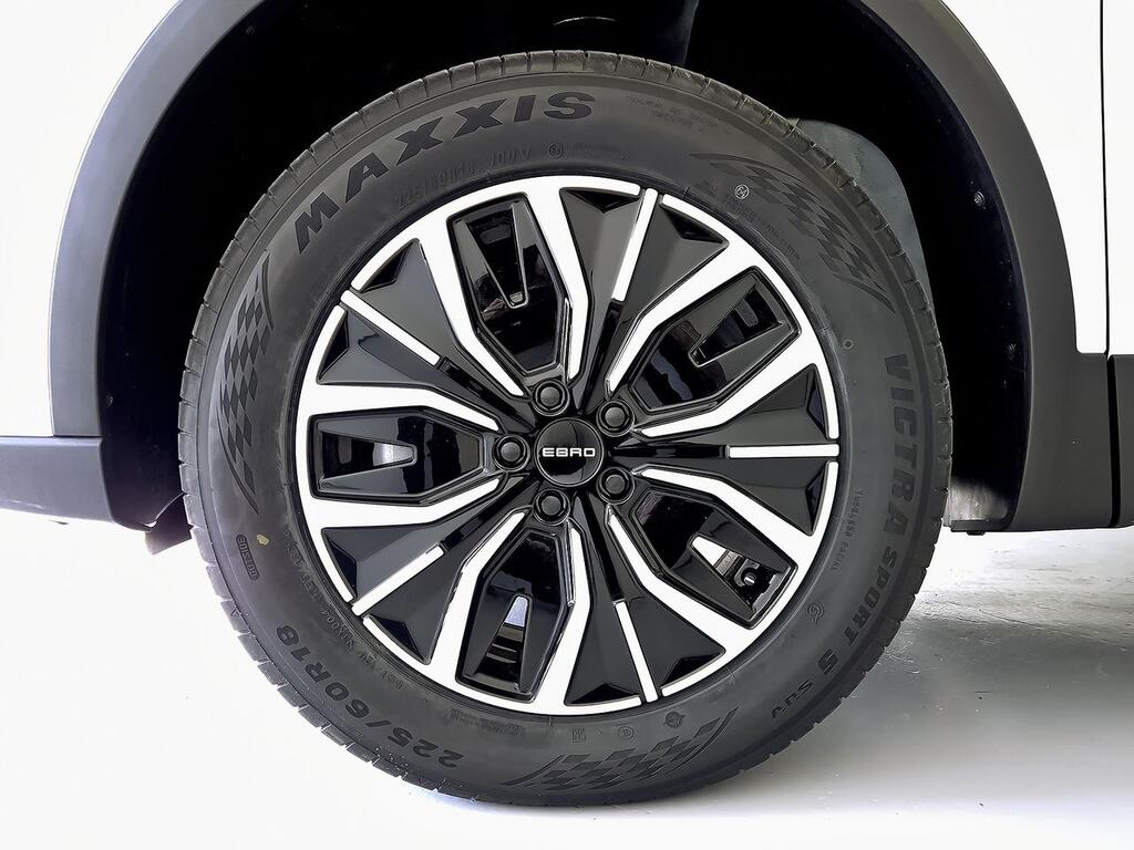 Ebro S700 1.5 TGDI PHEV Premium E-CVT 10