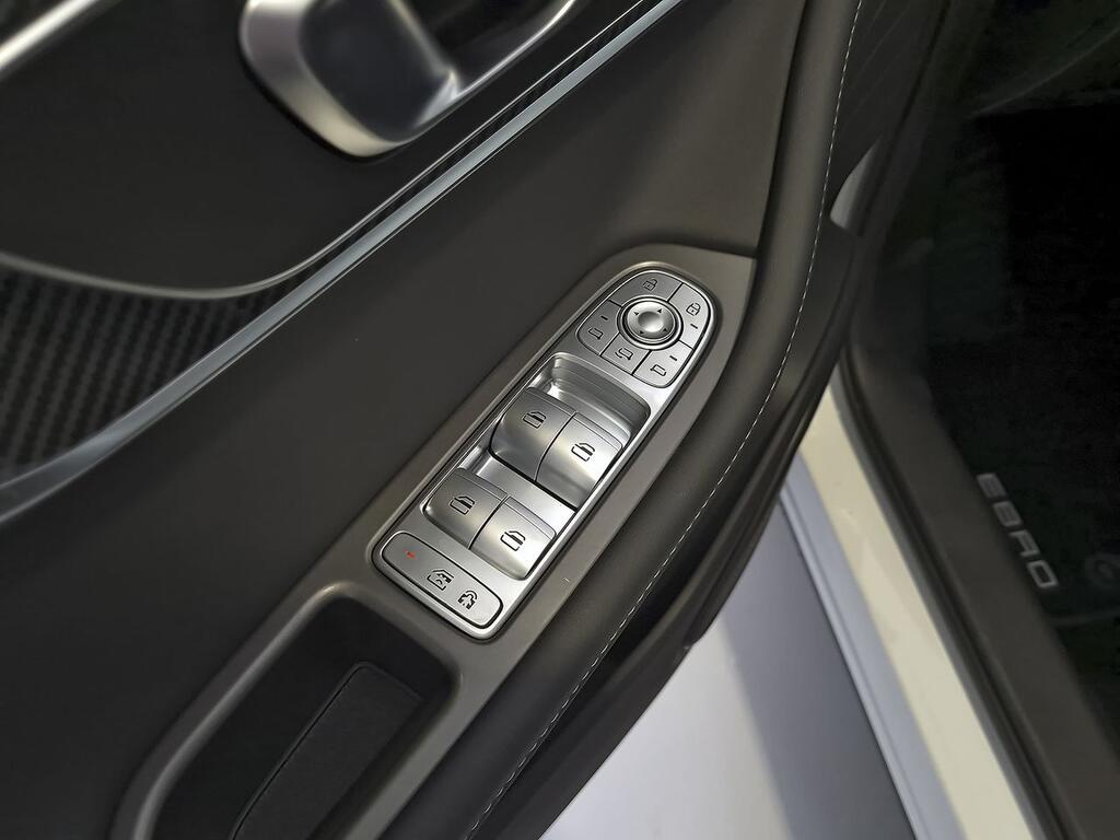 Ebro S700 1.5 TGDI PHEV Premium E-CVT 11