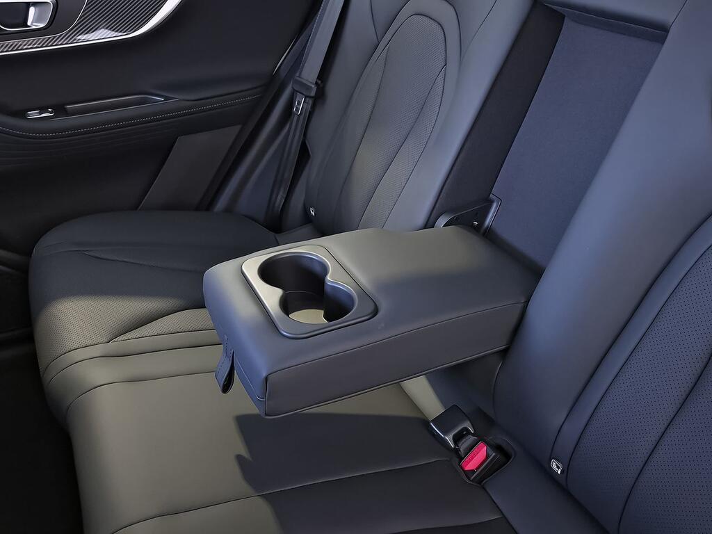 Ebro S700 1.5 TGDI PHEV Premium E-CVT 35