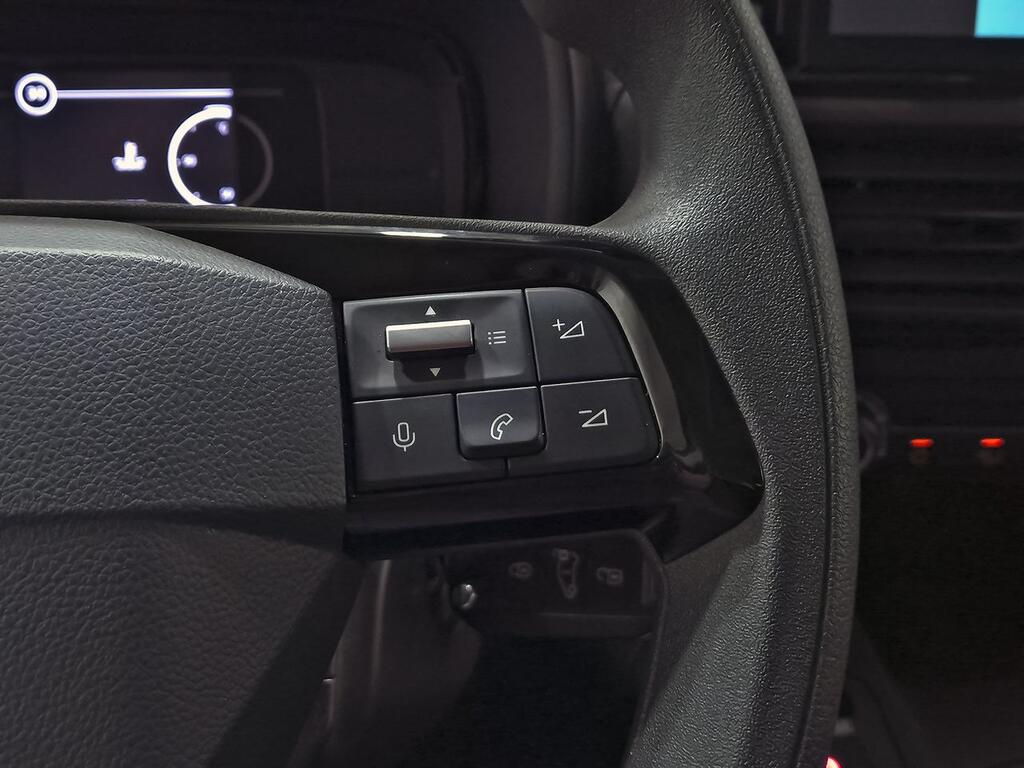 Citroën Berlingo Talla M BlueHDi 100 S&S PLUS 17