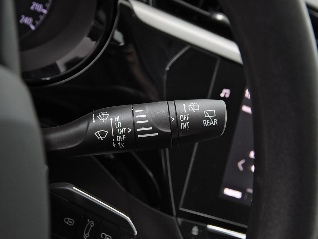 Opel Corsa 1.5D DT 74kW (100CV) Edition 17