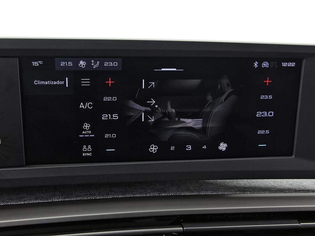 Peugeot 3008 Hybrid 1.2 100KW Allure eDCS6 31