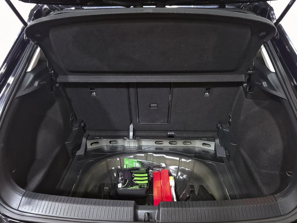 Volkswagen T-Roc Advance R-Line 1.0 TSI 81kW (110CV) 35