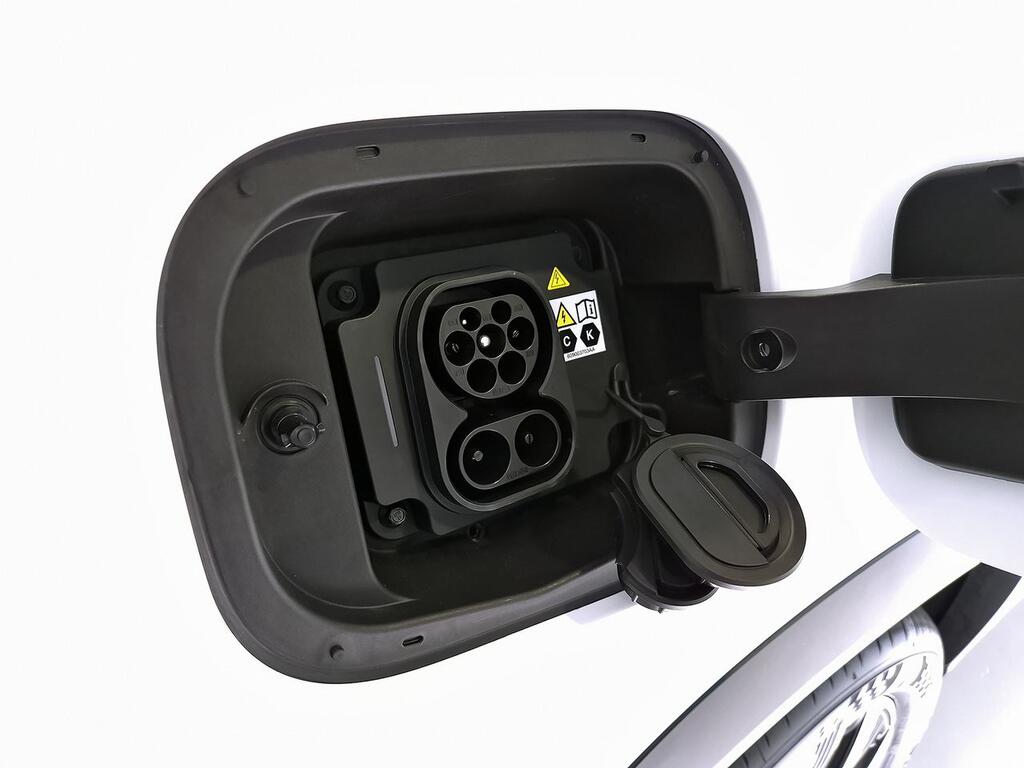 Ebro S800 1.5 TGDI PHEV Premium E-CVT 33